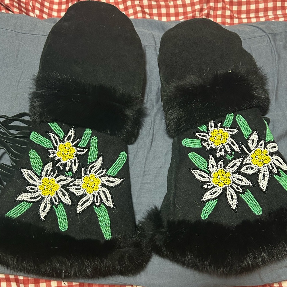 ML Furs Astis Kasparek Long Cuff Mittens with Flower Embroidered